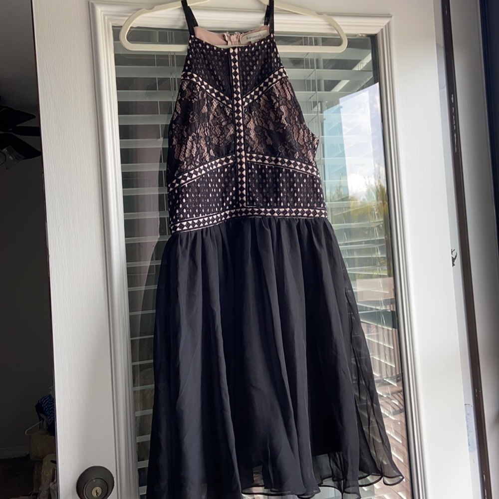 Francesca’s Thea Mesh Lace Dress